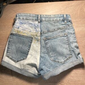 5/$15 Divided H&M shorts